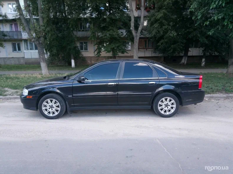 Volvo S80 2004