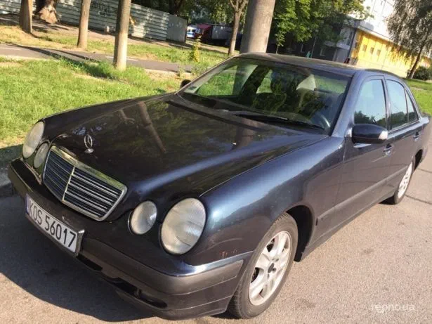 Mercedes-Benz E-Класс 2000