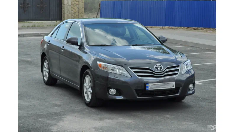 Toyota Camry 2011