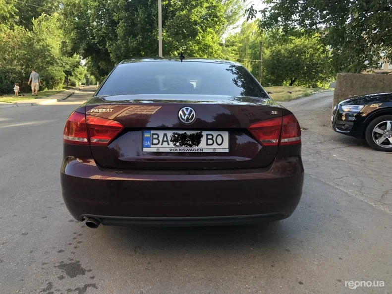 Volkswagen Passat 2012 - 4