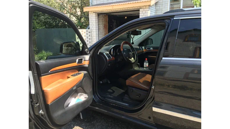 Jeep Grand Cherokee 2011 - 7