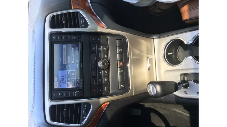 Jeep Grand Cherokee 2011 - 17