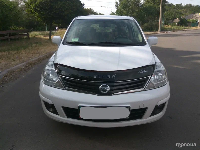Nissan Tiida 2012 - 8