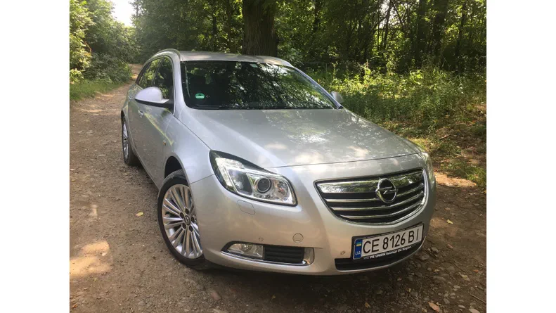 Opel Insignia 2011