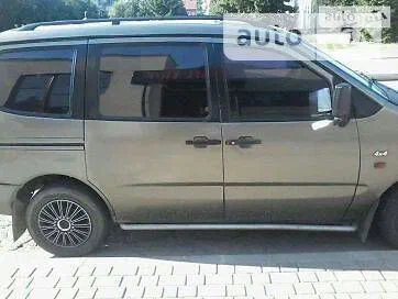 Lada (ВАЗ) 2120 Надежда 2003