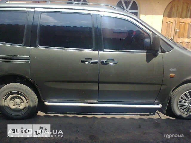 Lada (ВАЗ) 2120 Надежда 2003