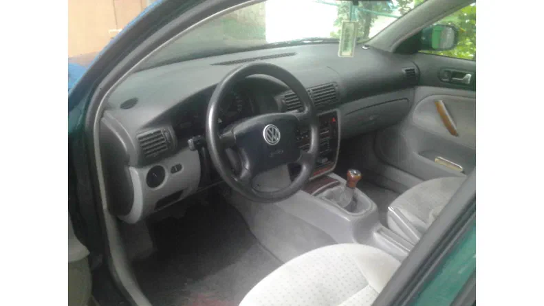 Volkswagen Passat 1999