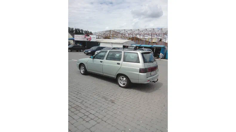 Lada (ВАЗ) 2111 2002