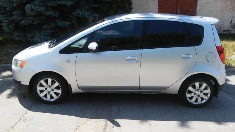 Mitsubishi Colt 2009