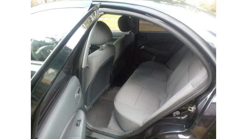 Nissan Sunny 2008 - 5