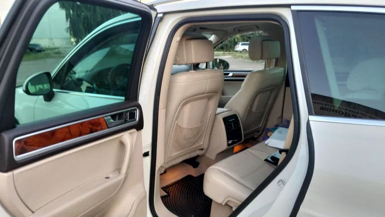 Volkswagen Touareg 2011 - 17