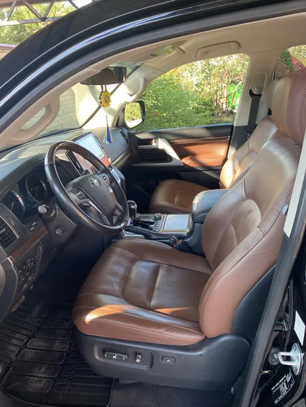 Toyota Land Cruiser 2021 - 8