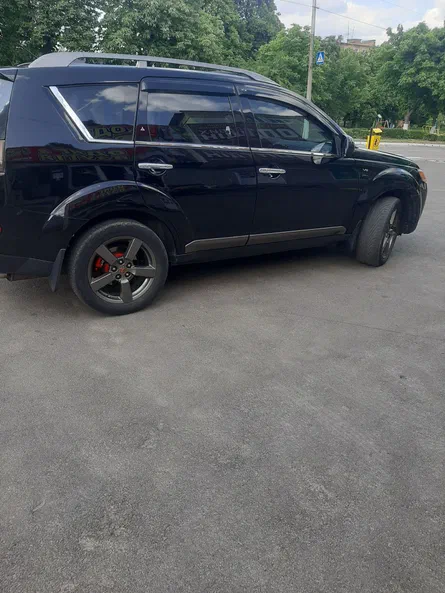 Mitsubishi Outlander 2008