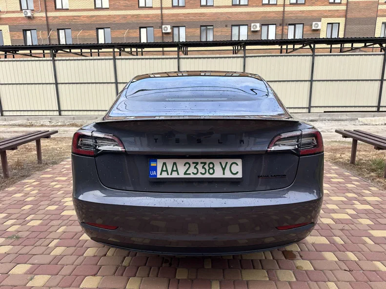 Tesla Model 3 2019 - 7