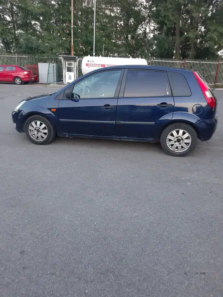 Ford Fiesta 2002 - 5