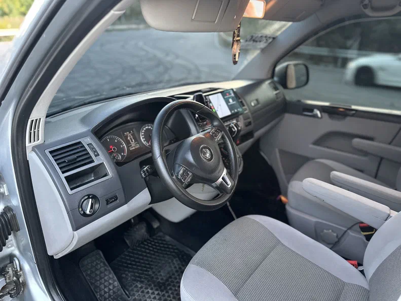 Volkswagen Caravelle 2012 - 19