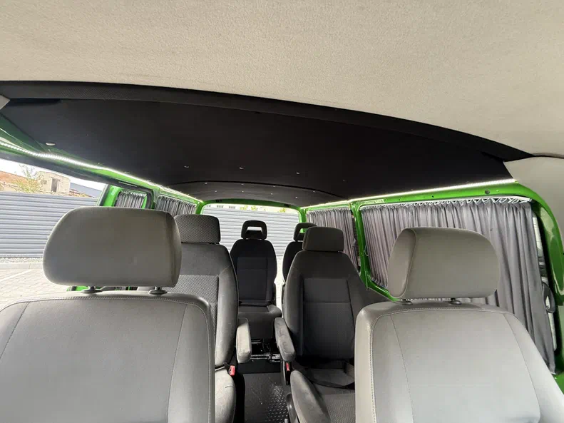 Volkswagen Transporter 2009 - 16