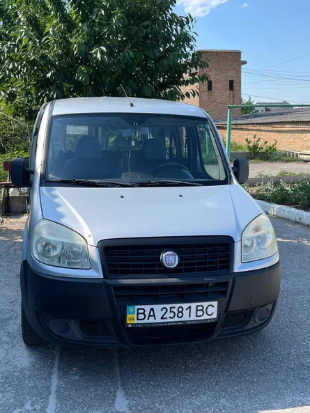 Fiat Doblo 2012
