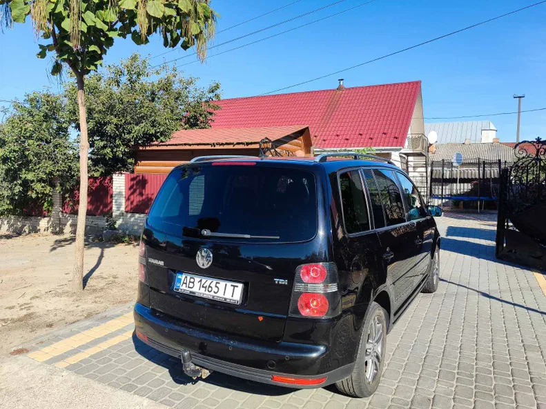 Volkswagen Touran 2009 - 19