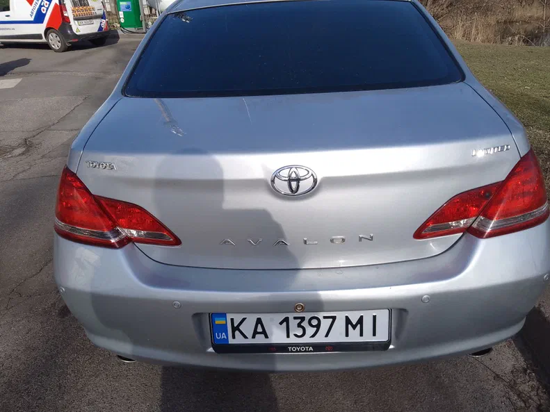 Toyota Avalon 2006