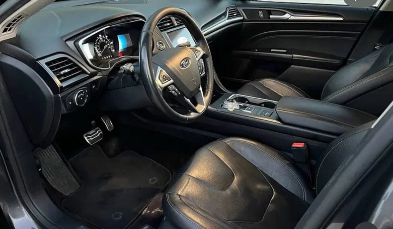 Ford Fusion (North America) 2016 - 5