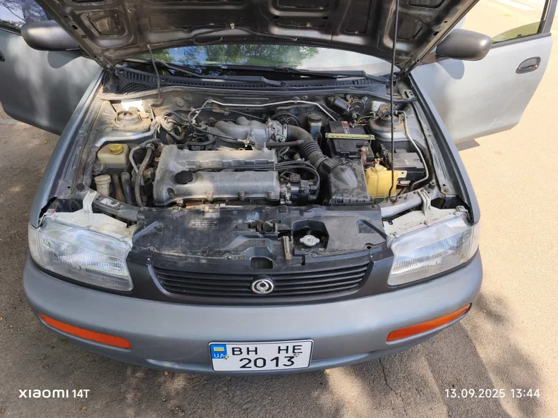 Mazda 323 1996 - 10
