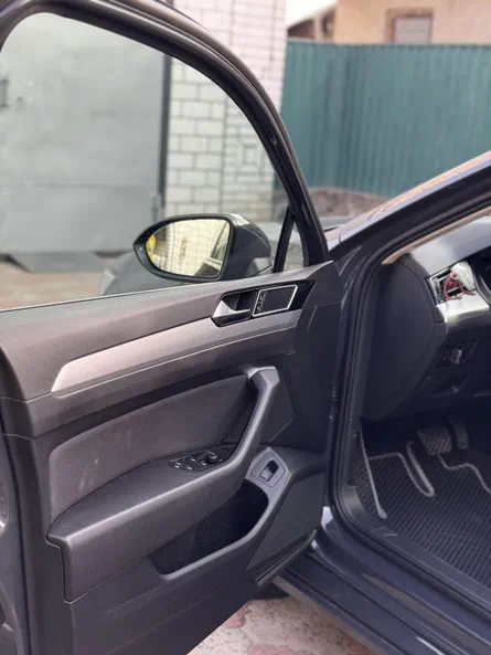 Volkswagen Passat 2017 - 28