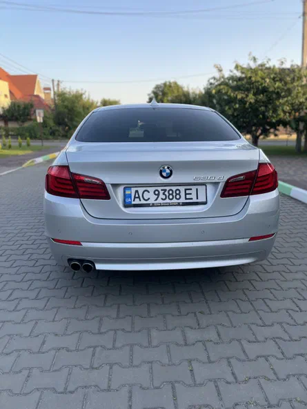BMW 5 серія 2010 - 20
