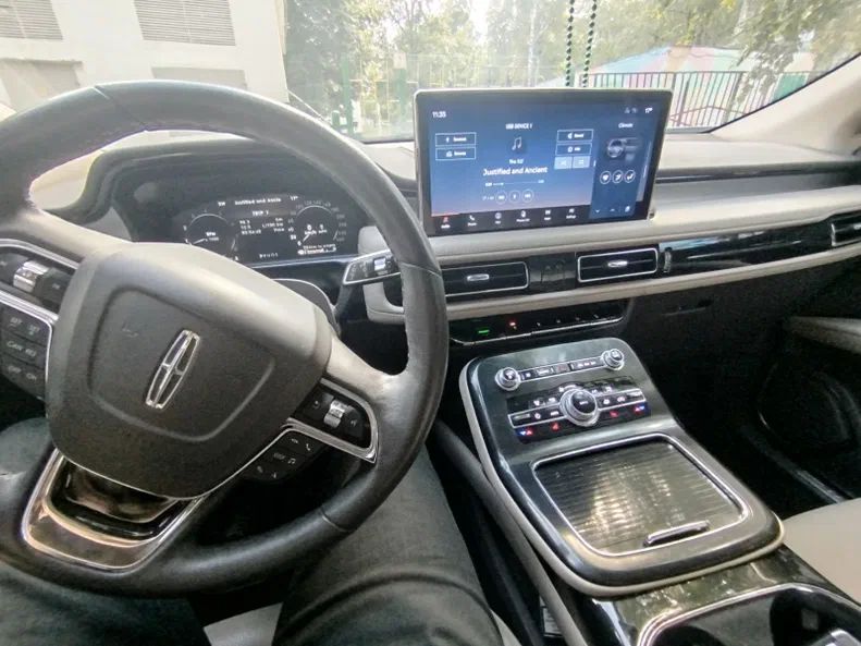 Lincoln Nautilus 2022