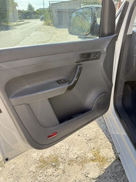 Volkswagen Caddy 2013