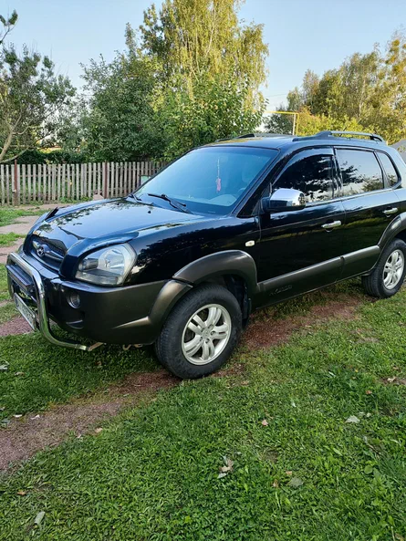 Hyundai Tuscani 2004