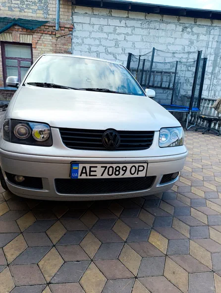 Volkswagen Polo 2000