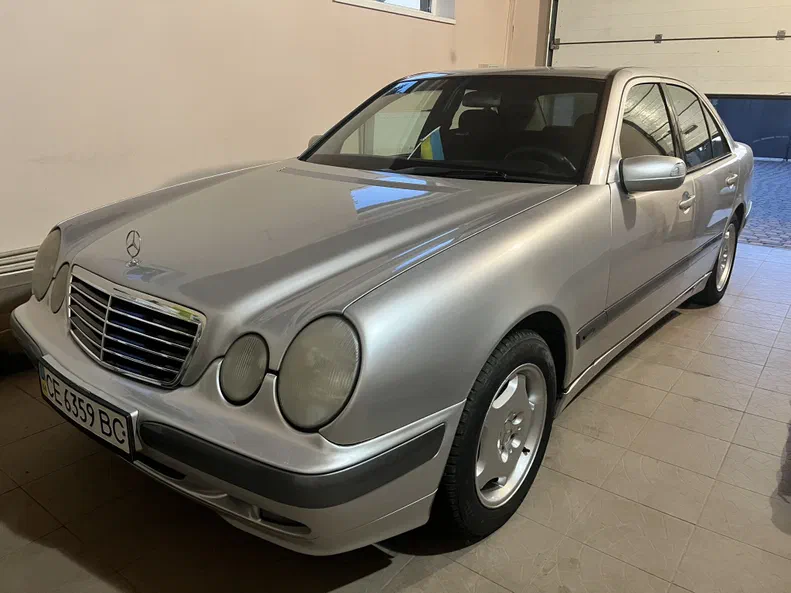 Mercedes-Benz E-Класс 2001