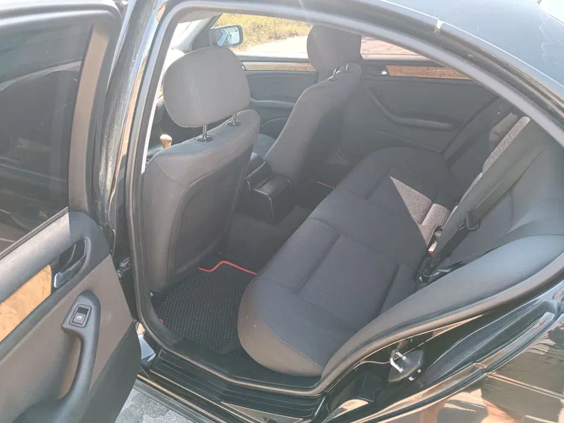 BMW 3 серія 2004 - 6