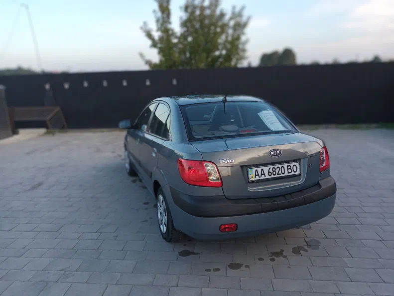 Kia Rio 2006