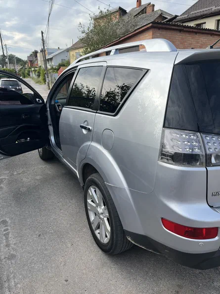 Mitsubishi Outlander 2007 - 11