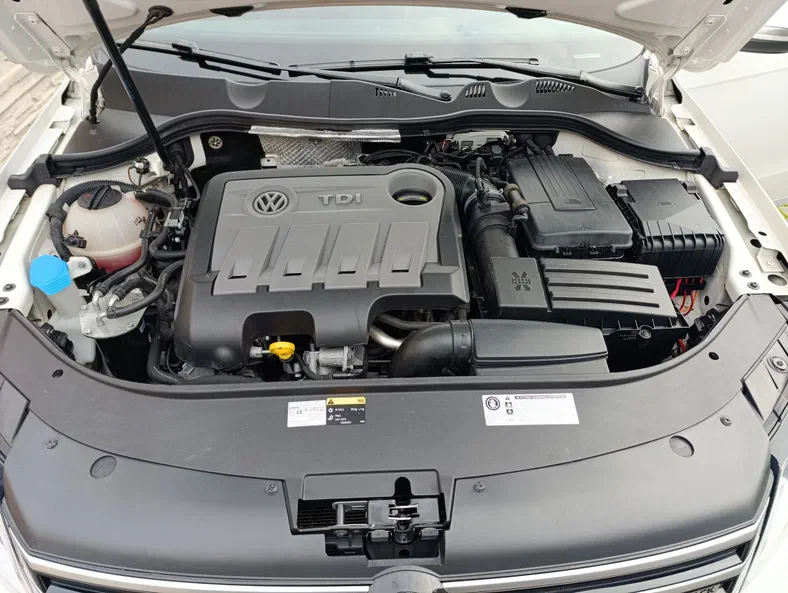 Volkswagen Passat 2014 - 11