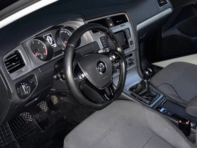 Volkswagen Golf 2014 - 6