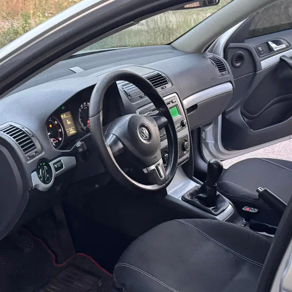 Skoda Octavia 2010 - 9