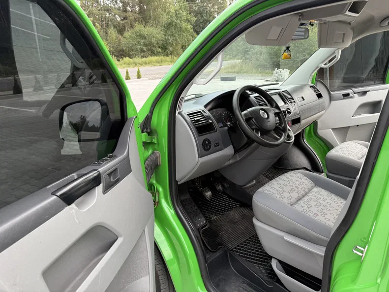 Volkswagen Transporter 2009 - 10