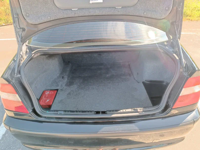 BMW 3 серія 2004 - 20