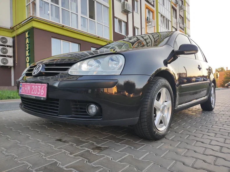 Volkswagen Golf 2005 - 24