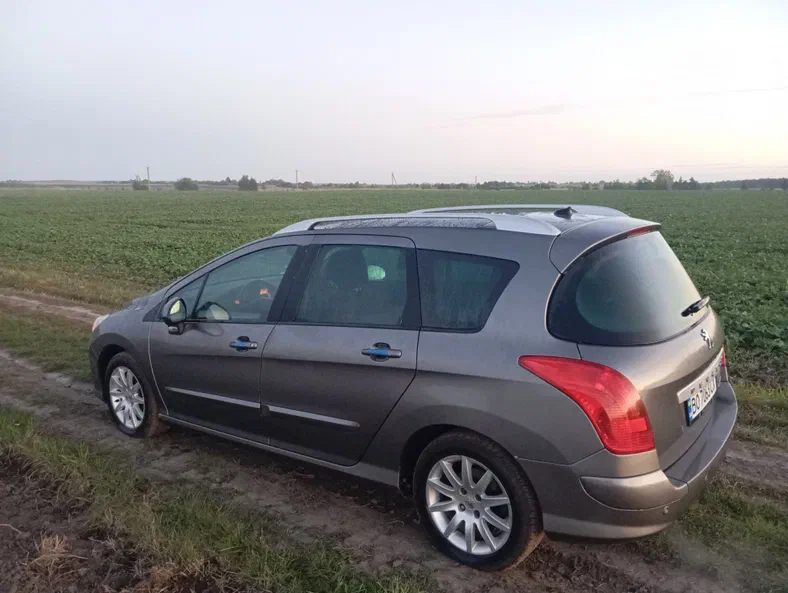 Peugeot 308 2008 - 5