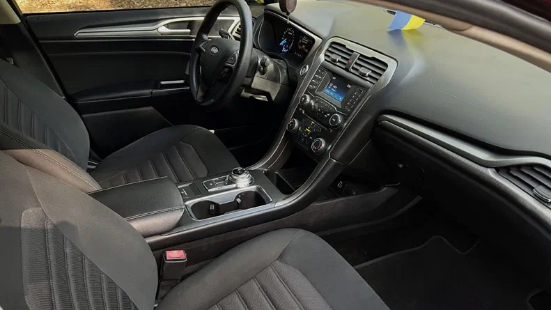 Ford Fusion (North America) 2016 - 20