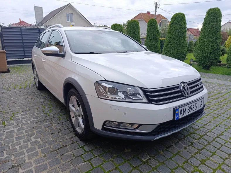 Volkswagen Passat 2014 - 19
