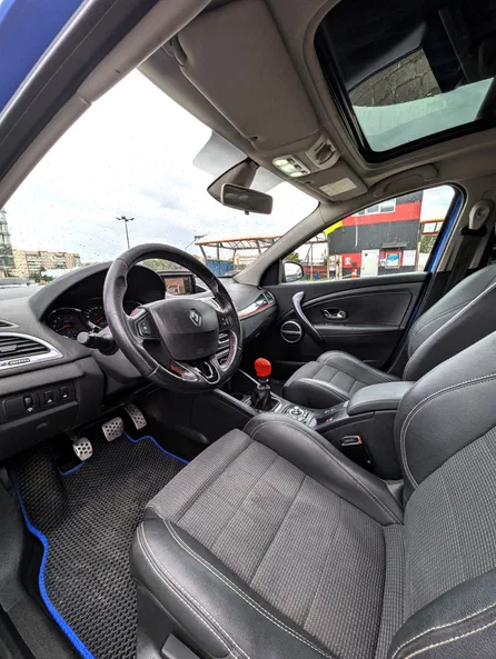 Renault Megane 2012 - 18