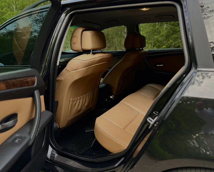 BMW 5 серія 2010 - 6