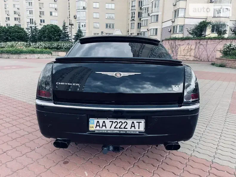 Chrysler 300C 2005 - 16