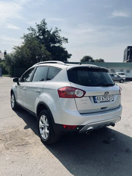 Ford Kuga 2011