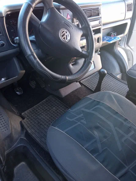 Volkswagen T4Caravelle 2002